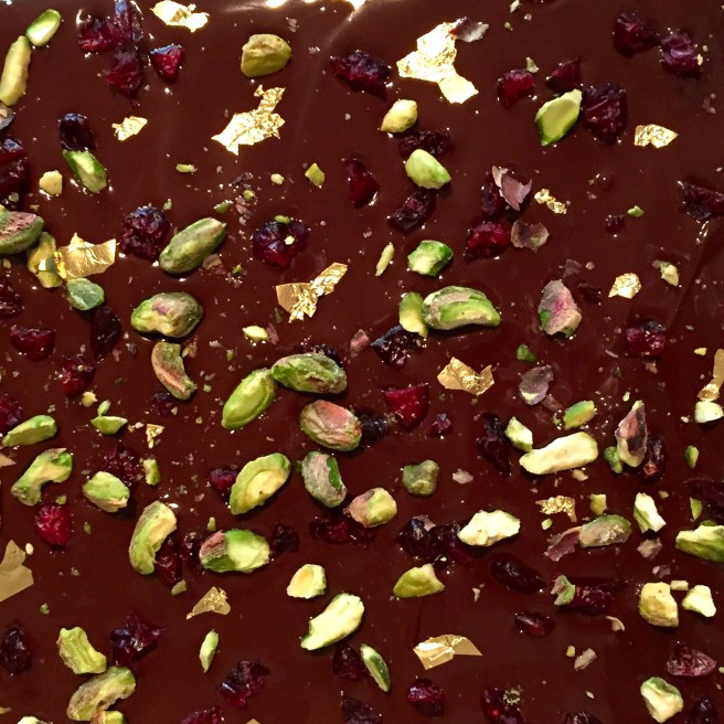 cranberry_pistachio_chocolate_1