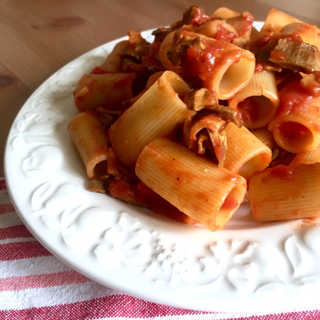 vegan_rigatoni_porcini_1