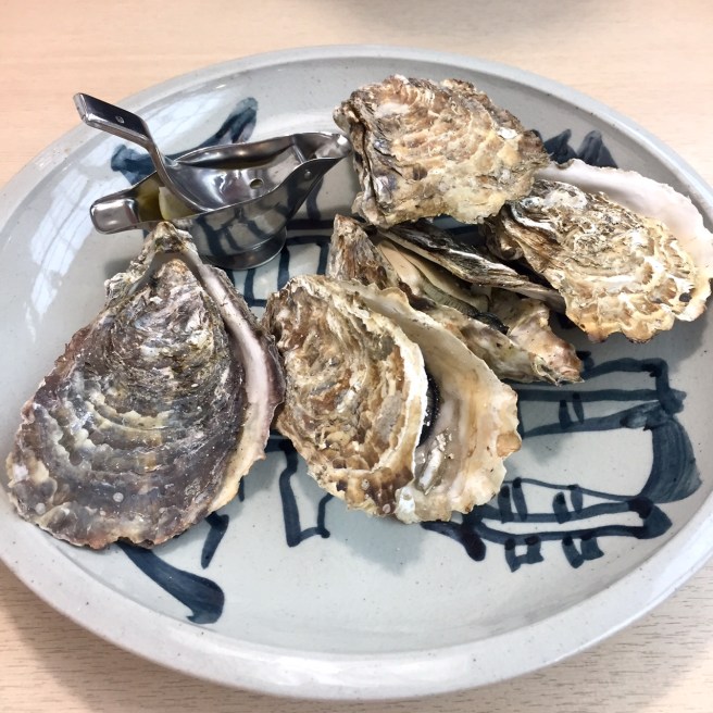 miyajima_oysters_2
