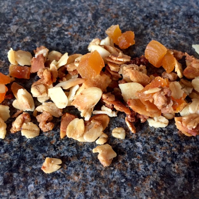 almond_orange_blossom_granola_1