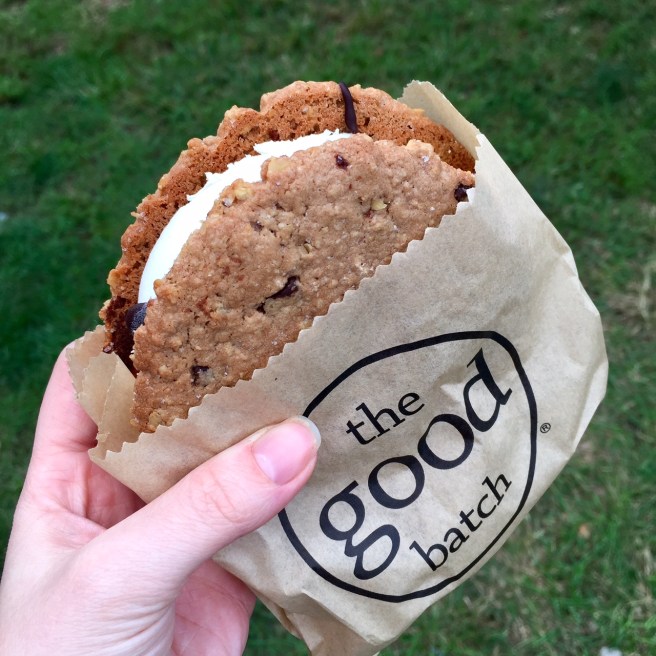 NYC_smorgasburg_williamsburg_ice_cream_sandwich