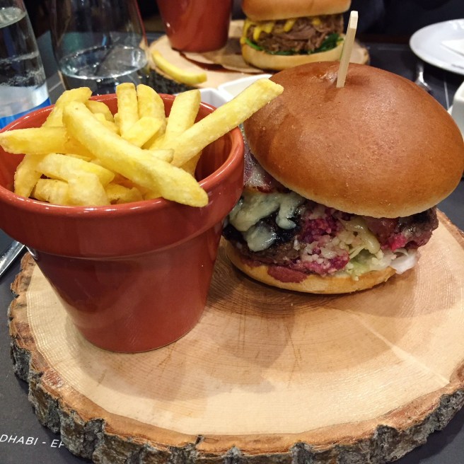 meribel_skiing_burger